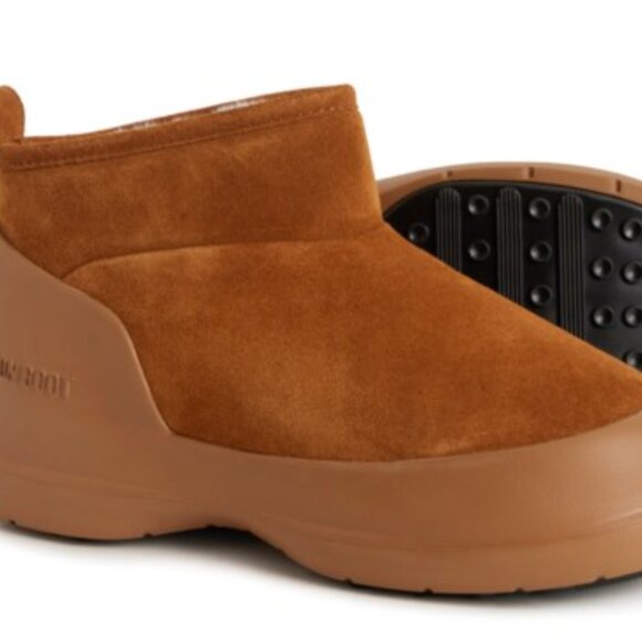 Moon Boots Luna Boots SZ 40 new with box 8.5 US SIZING - Picture 1 of 4